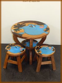 "Kinder Set" Tisch mit Hockern